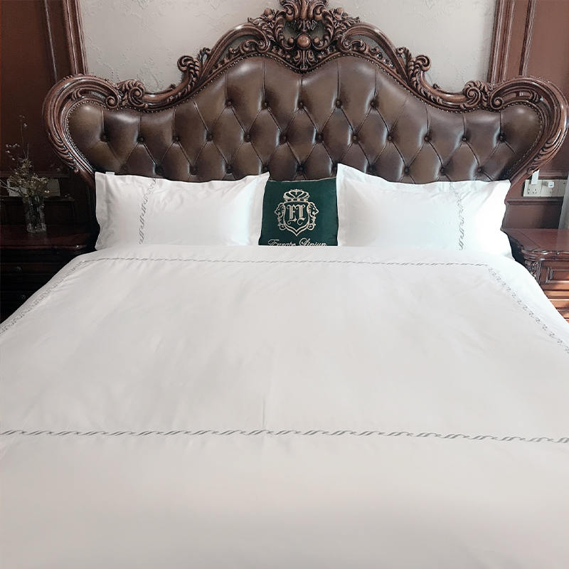 Otel İşlemeli Yatak Seti düz saten kumaş saf pamuk t300