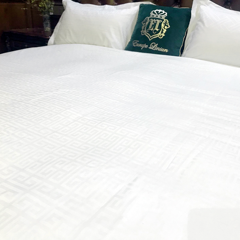Taranmış uzun zımba pamuklu 80s sateen jacquard 400t otel yatak seti
